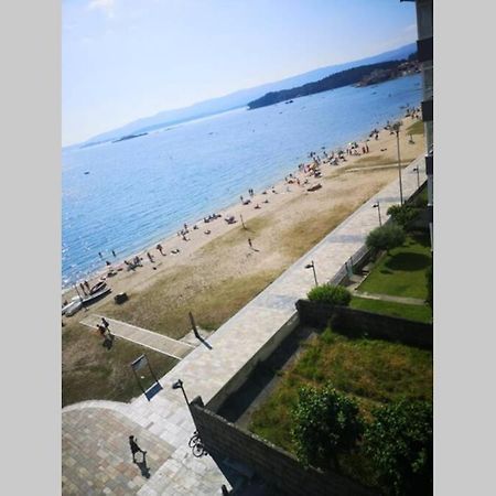 Precioso Apartamento En Primera Linea De Playa Вильягарсия-де-Ароса Экстерьер фото
