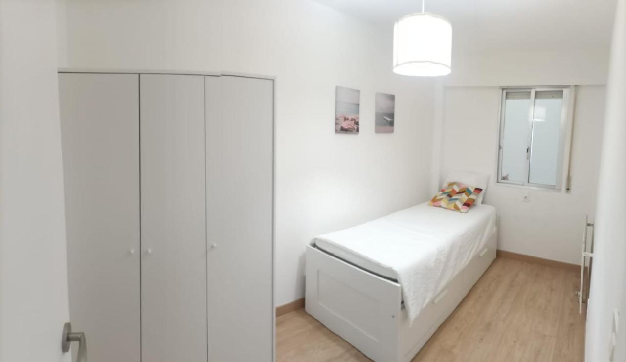 Precioso Apartamento En Primera Linea De Playa Вильягарсия-де-Ароса Экстерьер фото